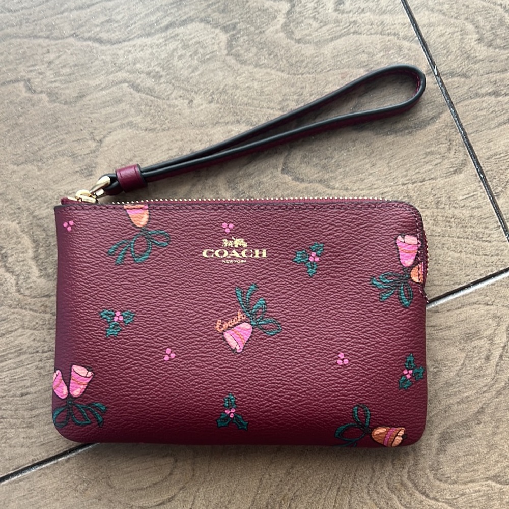 NWT Coach Limited Edition Holiday Bells 2022 Wristlet